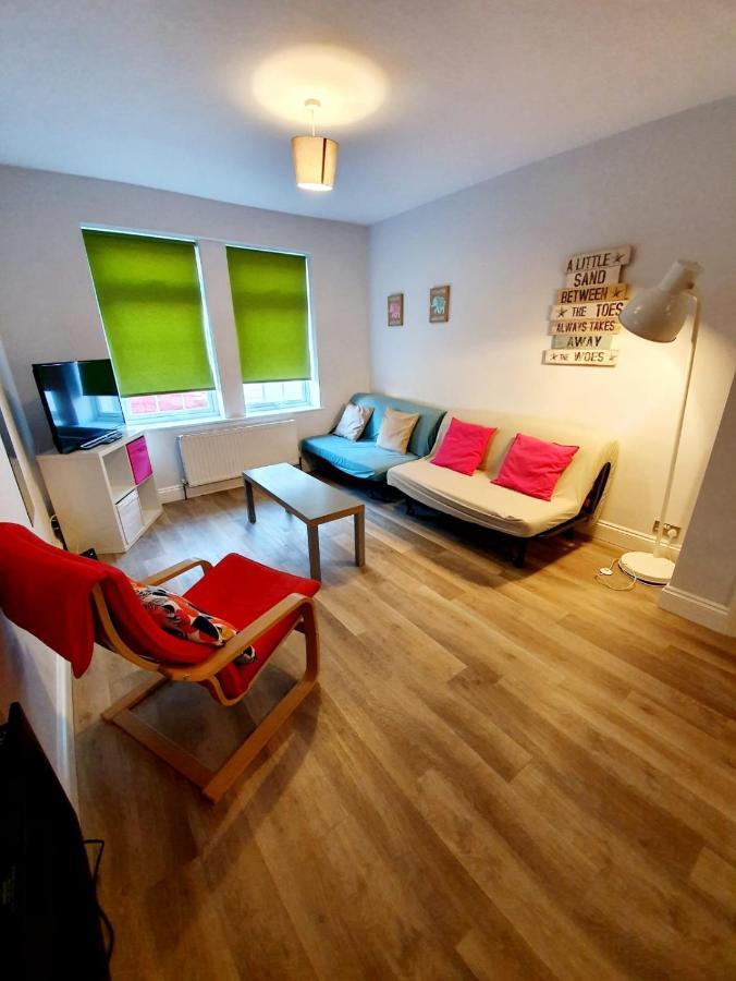 Beautiful 3 Bedroom House At The Sea Front - Amazing Location Southend-on-Sea Eksteriør billede